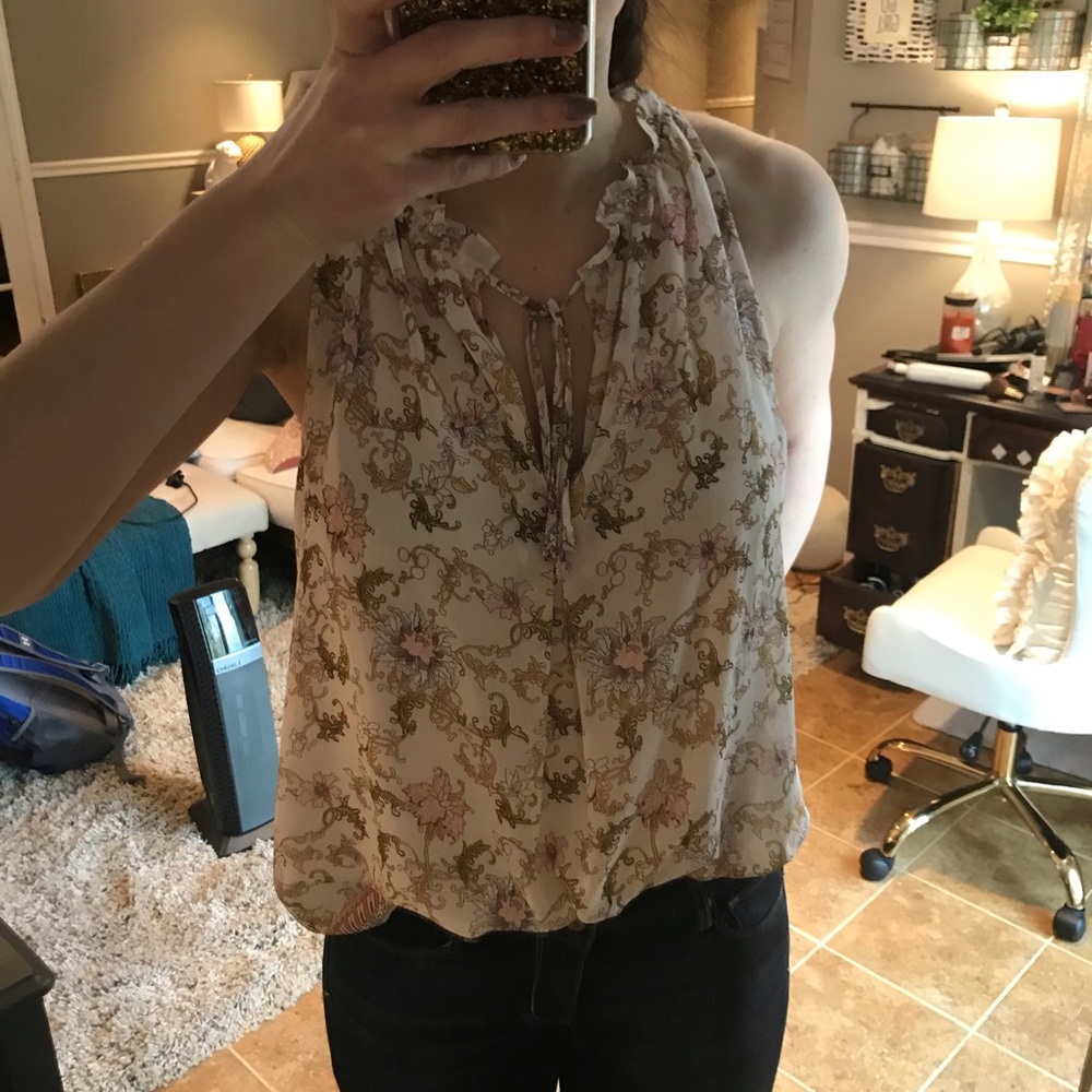 Floral print blouse